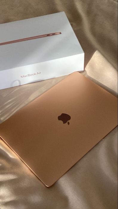 Macbook Air 2020, M1 8/256