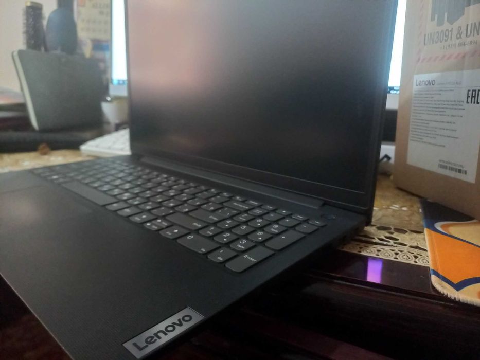 Новый Ноутбук Lenovo с процессором AMD Ryzen 3 5300U