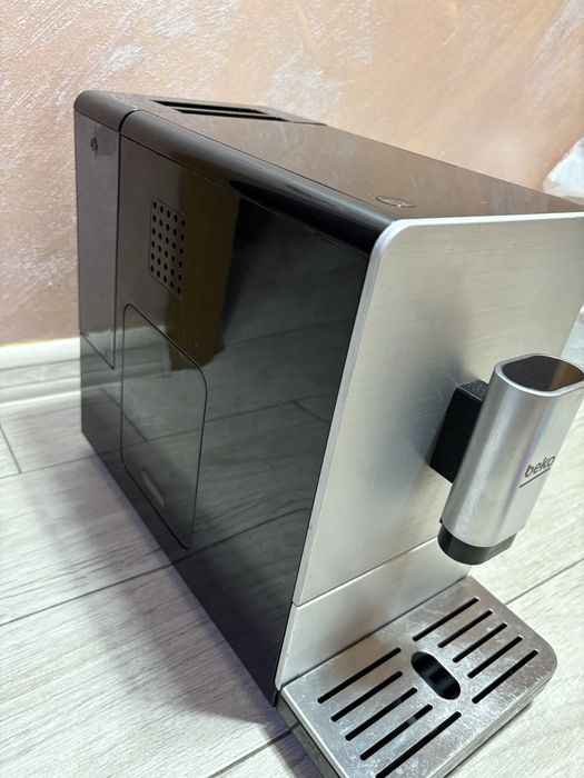 Кафеавтомат Beko CEG5301X