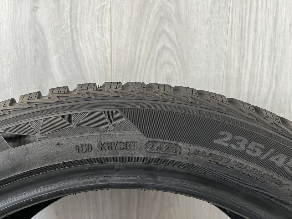 Всесезонни гуми 235/45/18 Kumho Solus 4S HA32