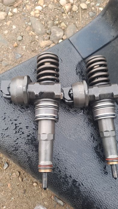 Injectoare wv Passat B6 2.0 BMP Cod 038130073BQ