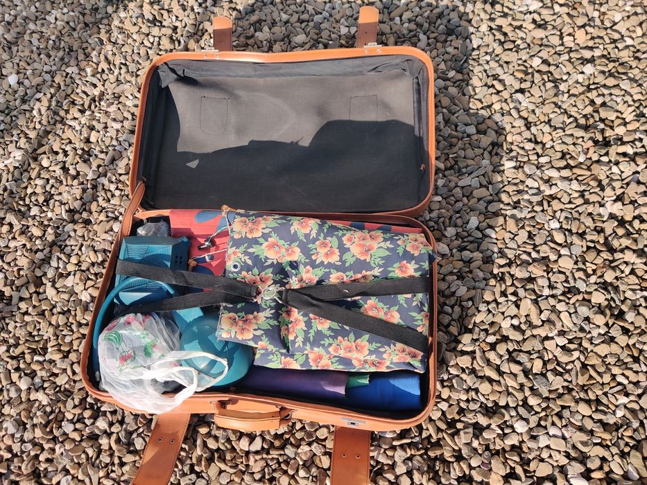 Echipament camping – corturi și saltele gonflabile