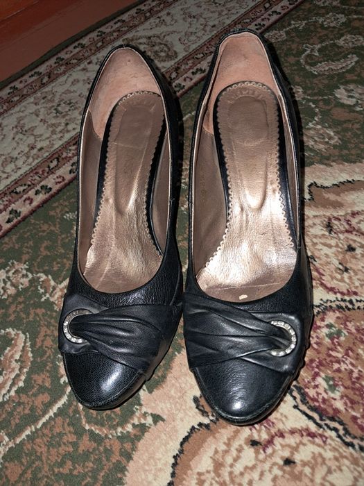 Женская обувь 40