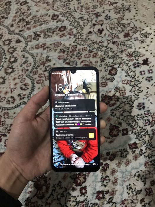 Телефон redmi