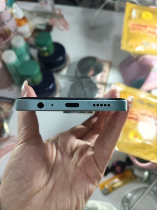 Honor x6c в ментоловом цвете, в идеальном состоянии