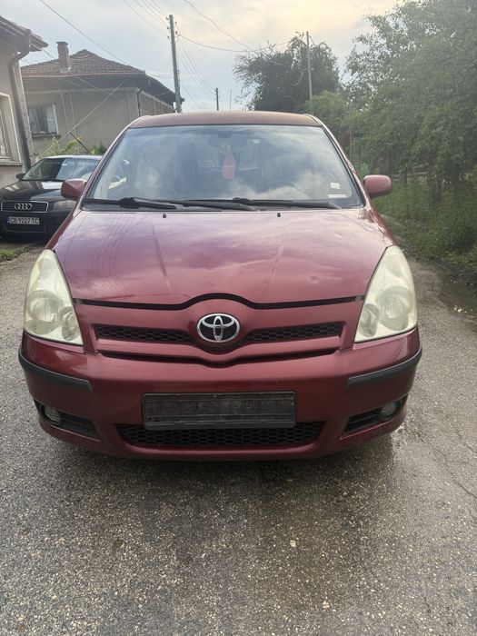 Тойота Корола Версо 2,0д 116кс на части/Toyota corola verso 2,0d 116k na chasti