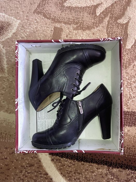 продам ботинки в отличном состояние