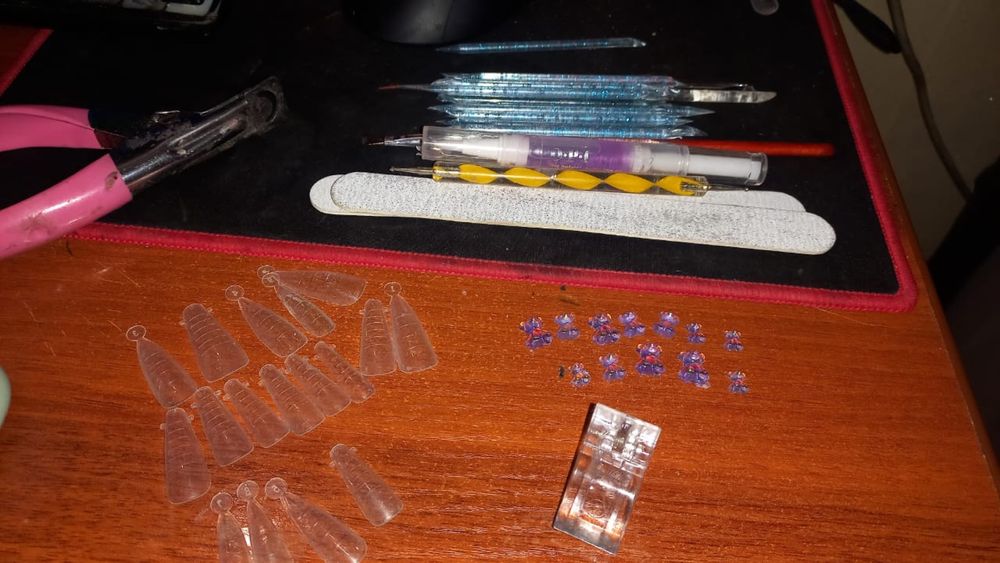 Продам набор для маникюра