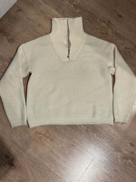 стильные вещи в отличном состоянии по 2000 тг