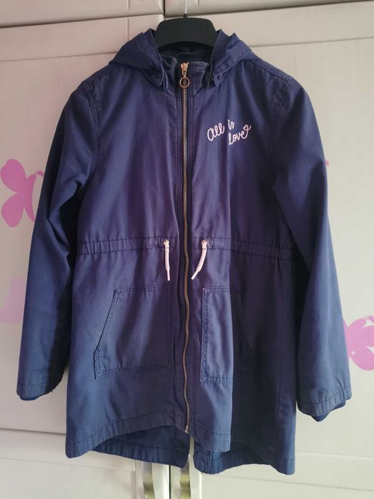 яке за момиче есенно