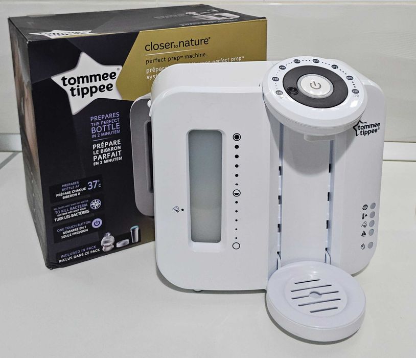 Aparat pentru pregatirea laptelui praf, Tommee Tippee Alb