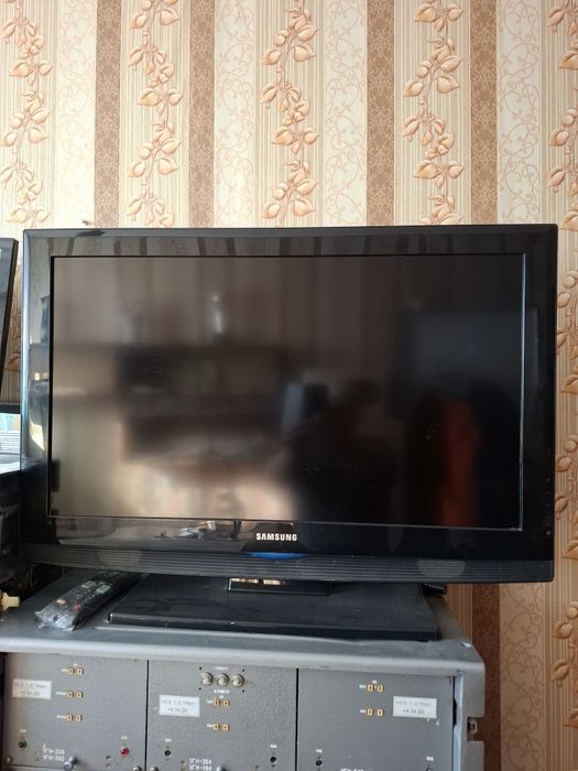 Продам телевизор