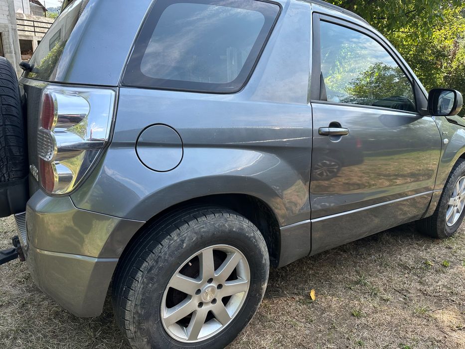 Vând Suzuki Grand Vitara