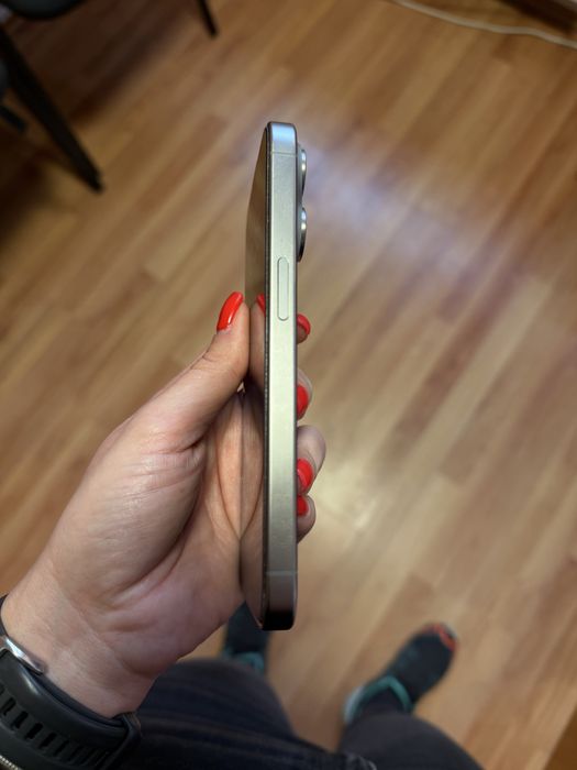 iPhone 15 Pro 128 GB – impecabil