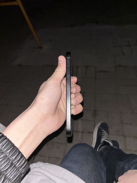 Айфон 16 про е сим