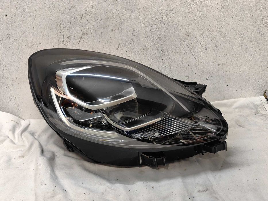 Оригинален фар Ляв Десен  Форд Пума  Ford Puma Led