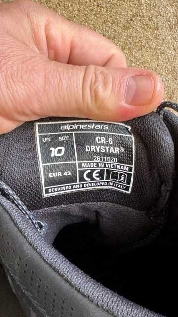Продавам водоустойчиви мотоботуши Alpinestairs CR6 Drystar