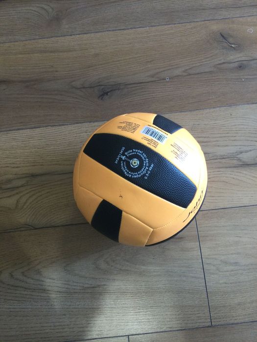 Волейболна топка