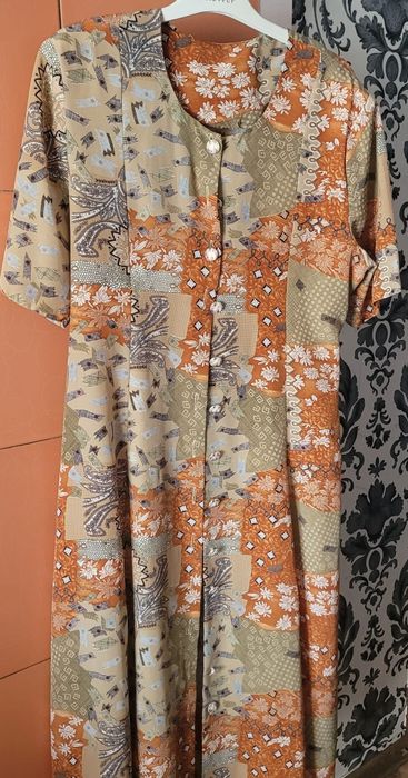 Compleu și rochițe elegante