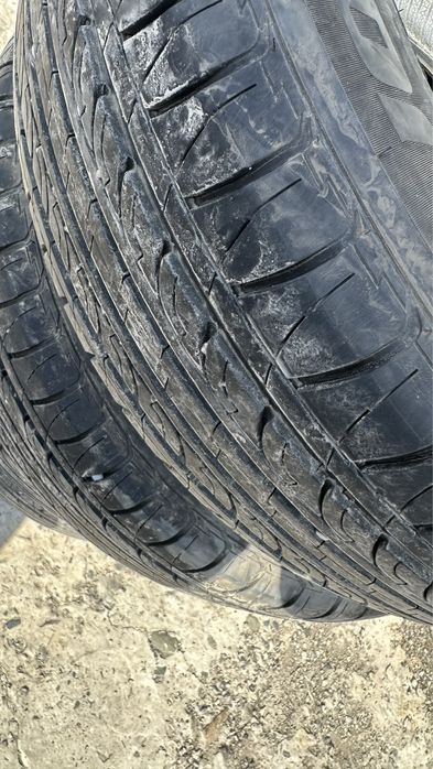 Продам шины 215,65,16