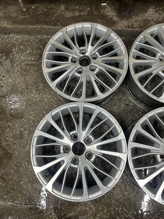 TOYOTA диски r16 5,114