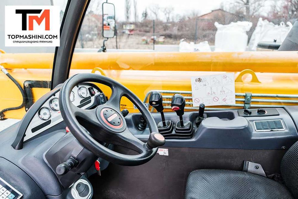 Телескопичен товарач Manitou MT932