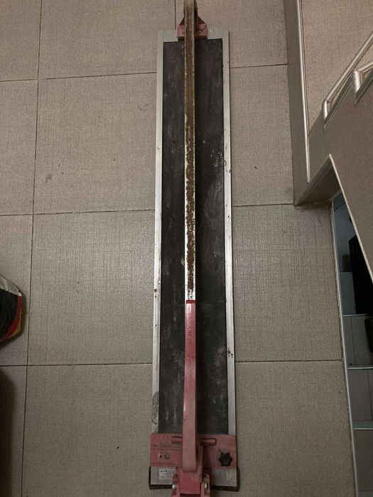 Релсова машина за рязане на плочки 1200 см