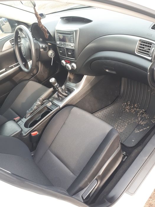 Субару Импреза 2010 год