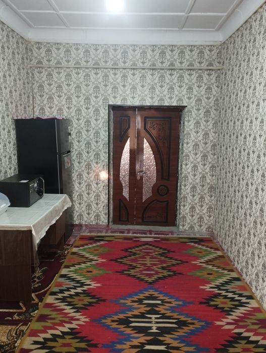 Hovli joy sotiladi. Srochno. 6+ sotix, 5 xona