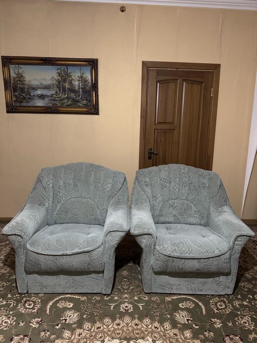 Продам два кресло