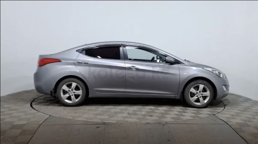 Hyundai Elantra звоните пишите
