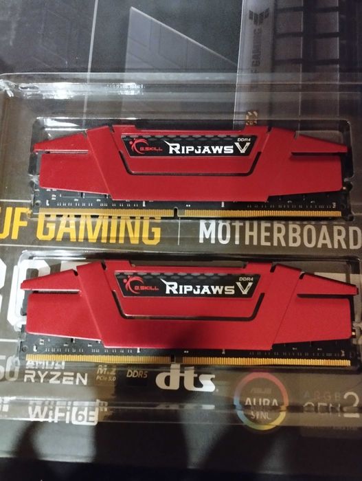 G.Skill RipJaws 32GB DDR4-3000 C15