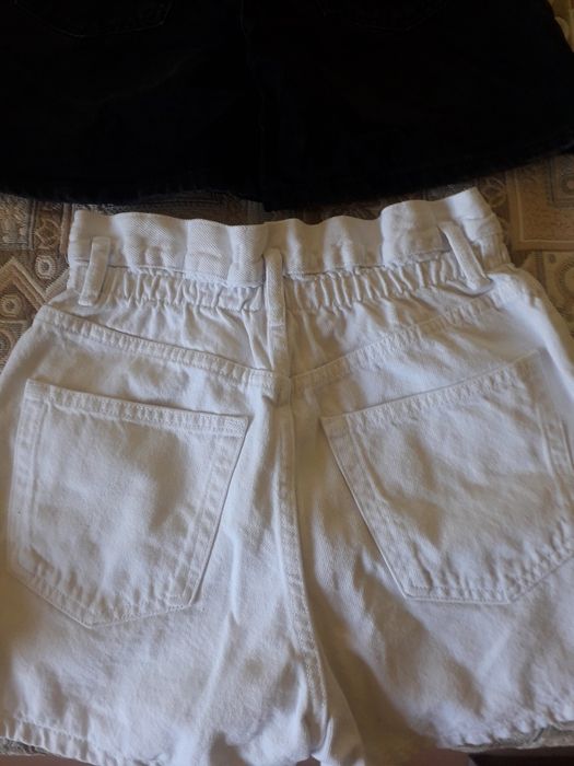 Лот къси панталонки и потник