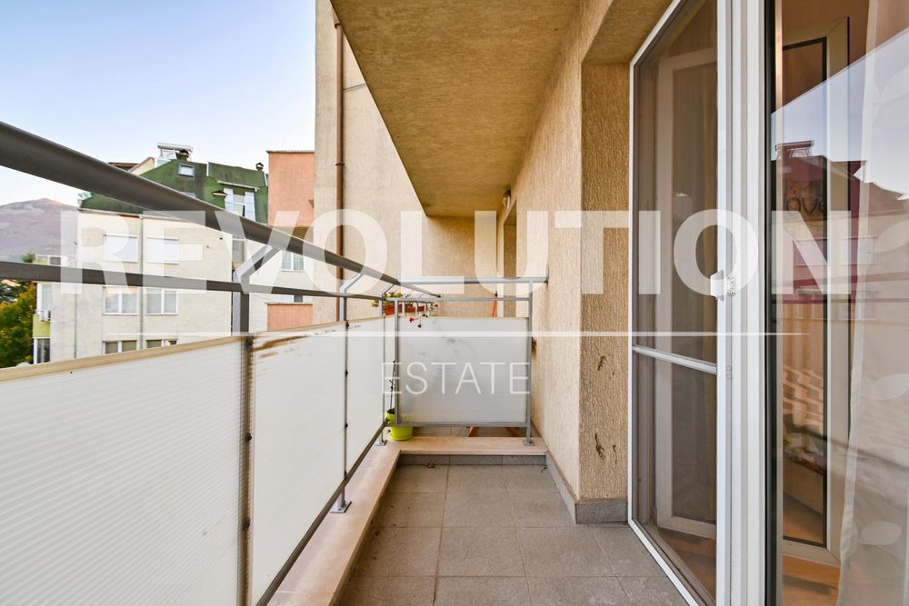 Дава се под наем Тристаен апартамент в София, Овча купел - 90 кв.м за 1125 € - Снимка #14