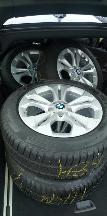 Roti BMW X1 f48 anvelope Pirelli Winter 225 55 r17 runflat
