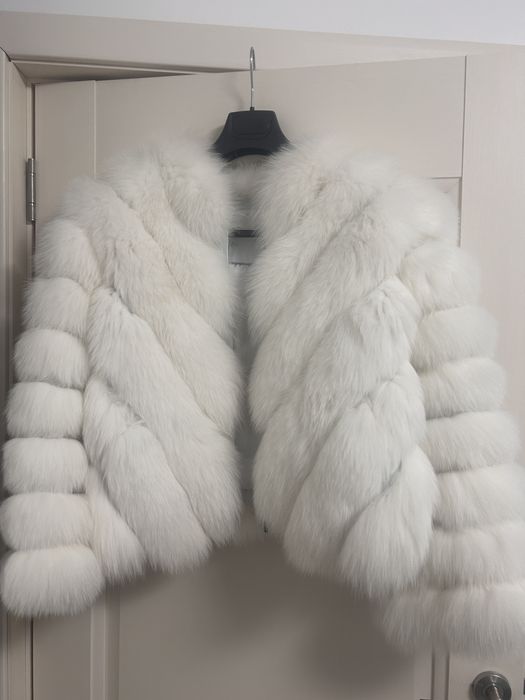 Haina din blana naturala de vulpe