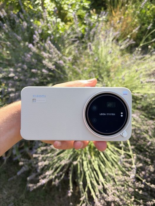 Xiaomi 17 Ultra, ca nou.