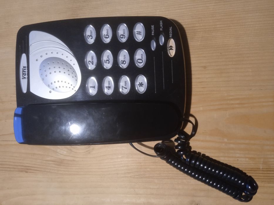 Продавам телефоннн