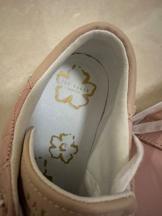 Ted Baker дамски кецове