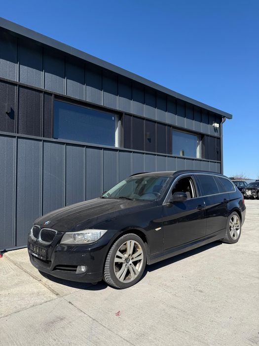 Dezmembrez Bmw E91 325D Automat Bixenon  schwarz 2 cod 668