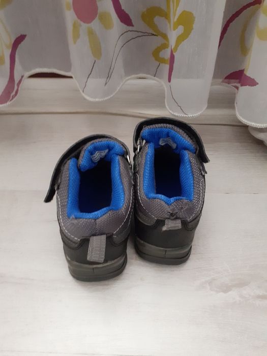 Ботуши за момче 28 номер-18см.стелка