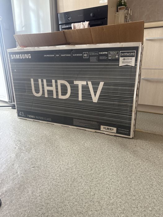 Телевизор на запчасти