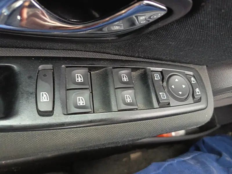 Dezmembrez Renault Megane 3 [Fabr 2008-2015]