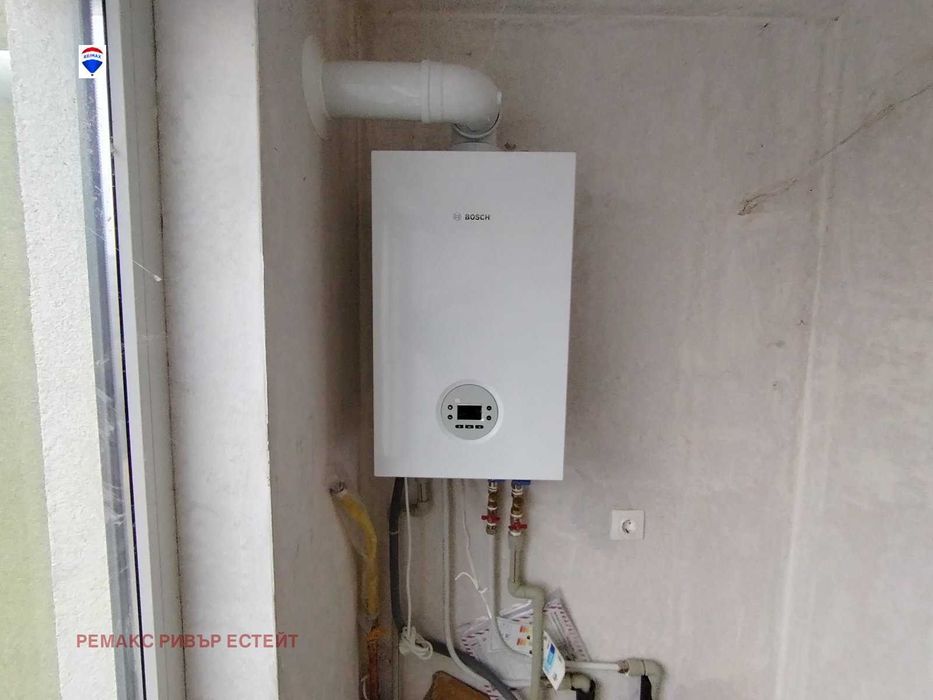 Продава се Двустаен апартамент в Русе, Център - 61 кв.м за 1053 €/кв.м - Снимка #8