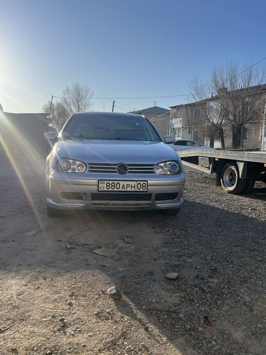 Гольф 4 объем 1,6 мех