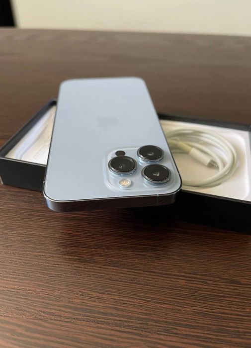 айфон 13 про 256гб идиял