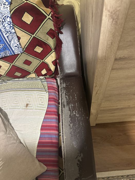 Диван бесплатно отдам