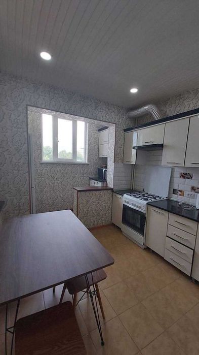 Сдаётся квартира Себзор Метро Гафур Гулямов 2-комнат ро-н Алмазарский