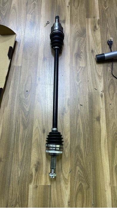 Привод в сборе граната на Toyota Matrix