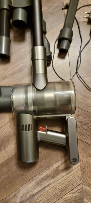 Пылесос Dreame v12